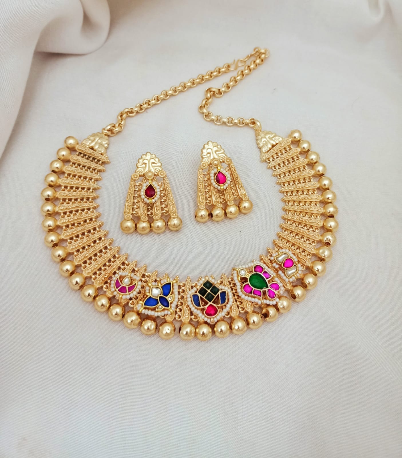 Traditional Gold Plated Pachi Kundan work Necklace Set with Earrings