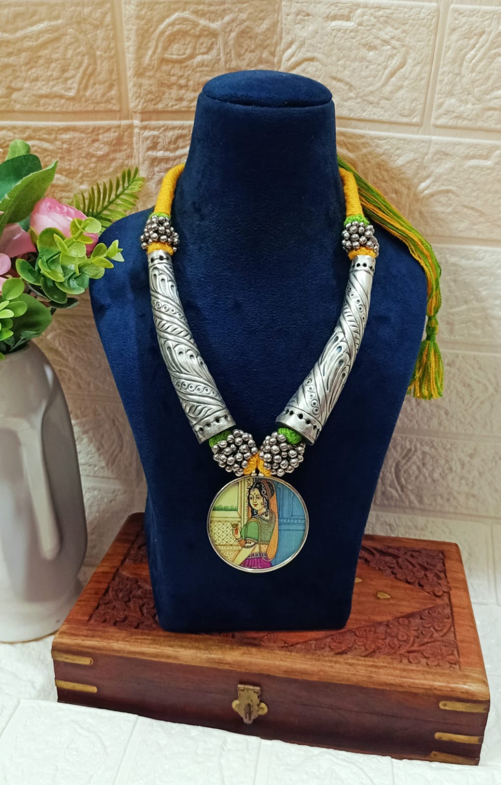 Beautiful Designer Hasli Style Painting Necklace