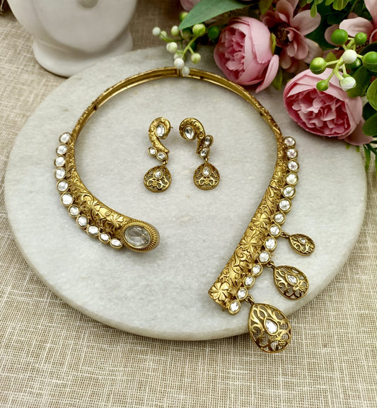 Beautiful Ahana Gold Plated Collar Hasli With Earrings