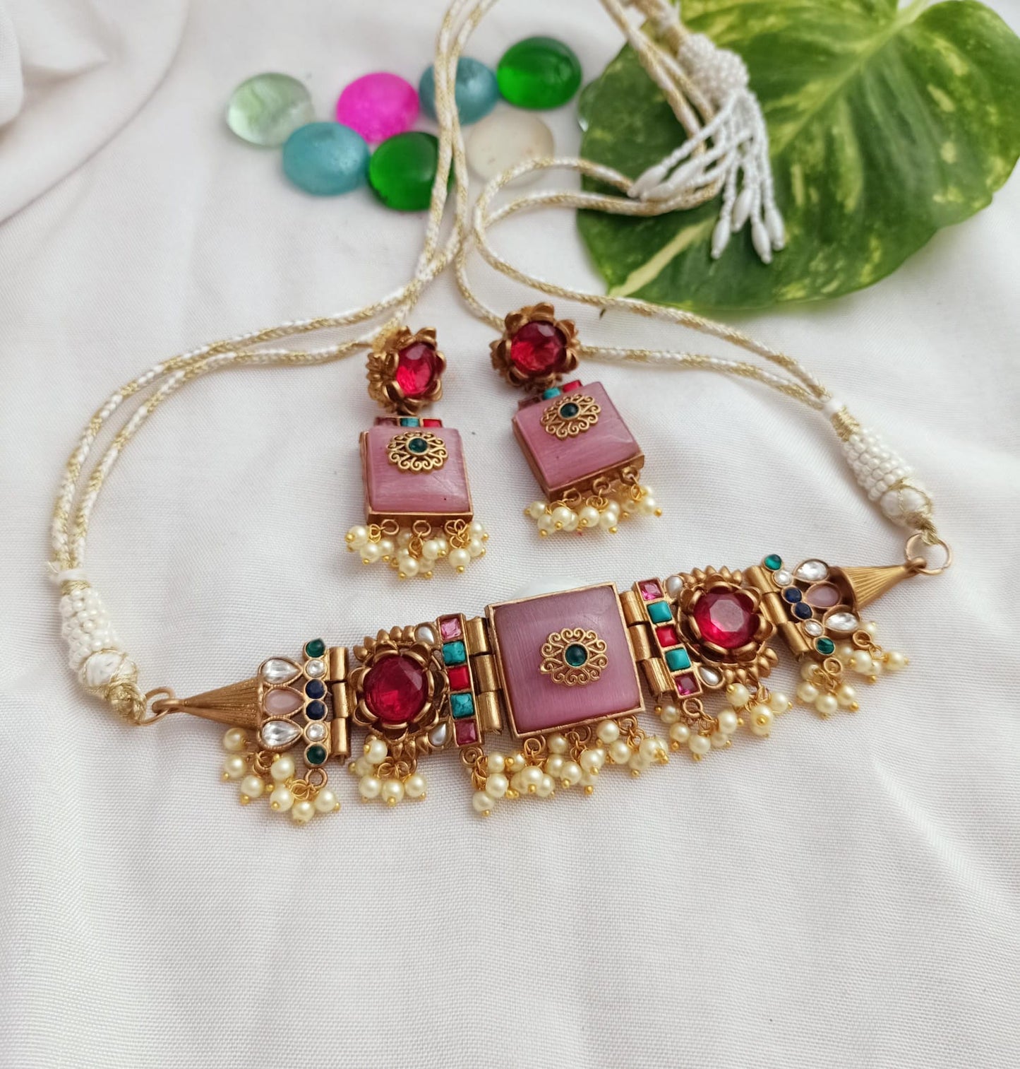 Shuhani Antique gold choker with Earrings