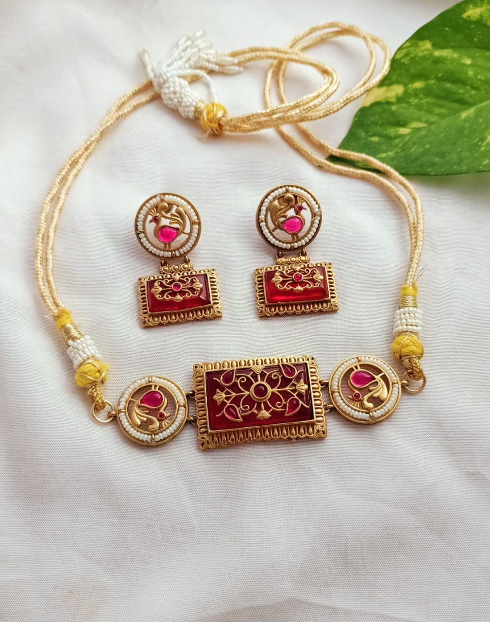 Elegant Peacock Motif Gold plated Choker Set with Earrings