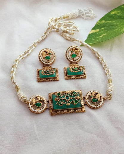Elegant Peacock Motif Gold plated Choker Set with Earrings