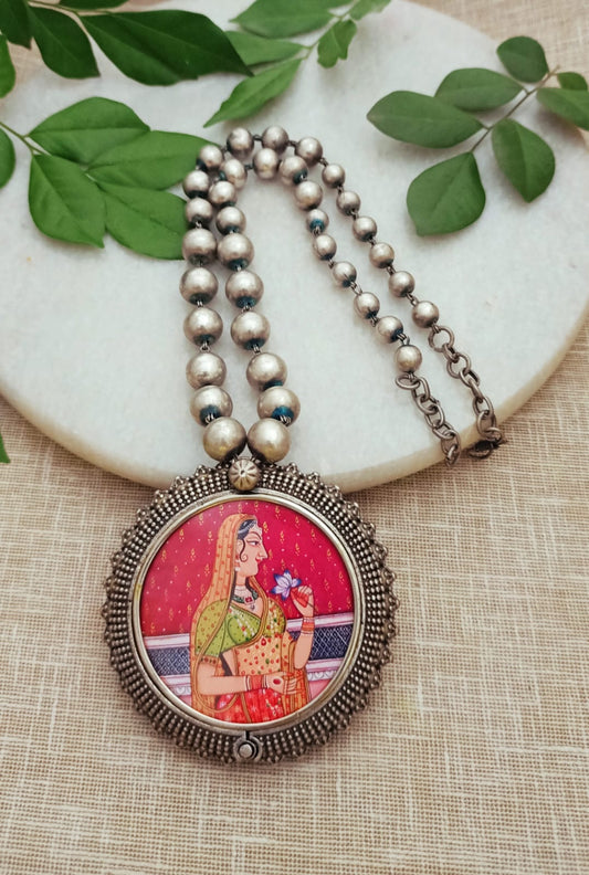 Antique Silver Plated handprinted Rani Pendant Necklace with Ball Chain
