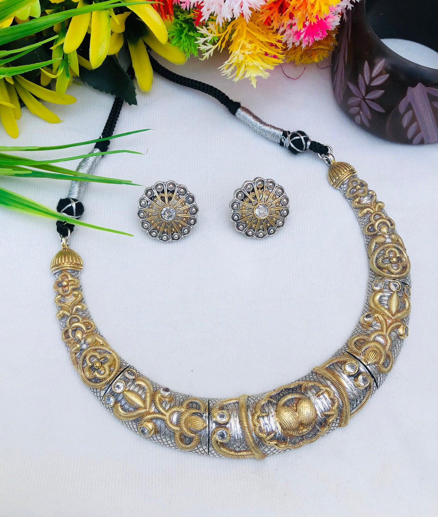 Beautiful Sanchi Dual Tone Hasli with Earrings