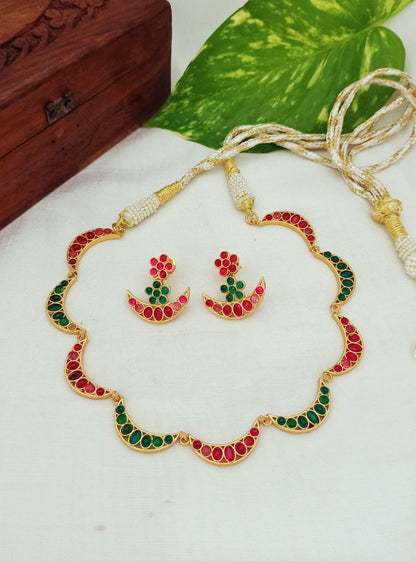 Beautiful Gold plated Necklace with Earrings for women