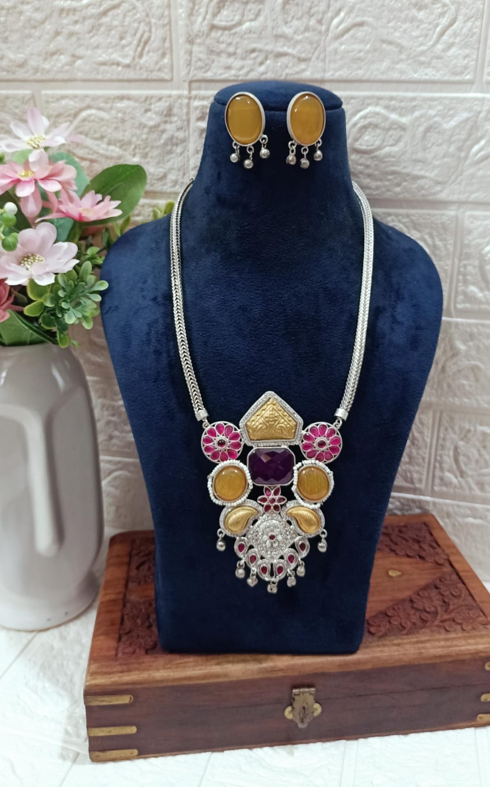 Beautiful Handcrafted Silver-Plated  Fusion Necklace with Earrings