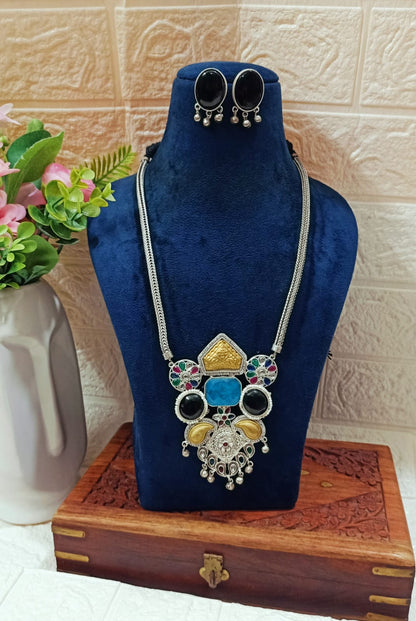 Beautiful Handcrafted Silver-Plated  Fusion Necklace with Earrings