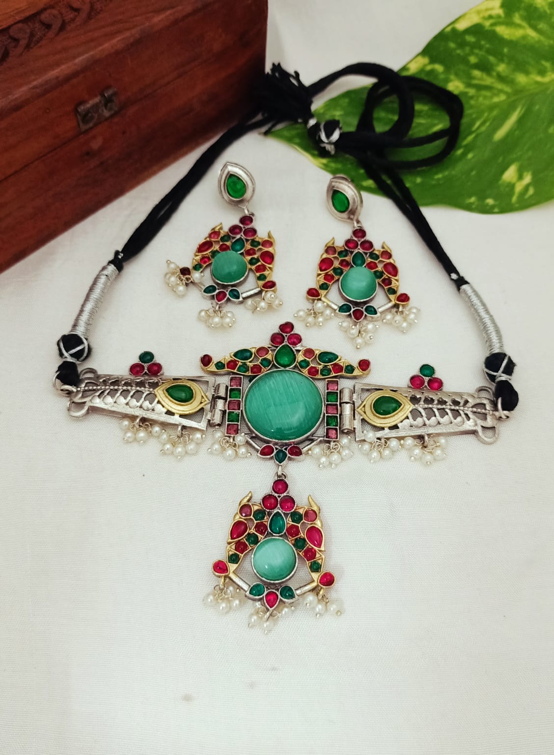 Tanvi Dual Tone Silver Plated Choker with Earrings for Women