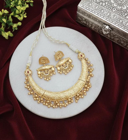 Mohini Brass Gold Plated Hasli with Earrings