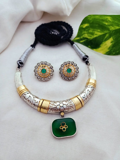 Aamani Dual tone Hasli with Earring