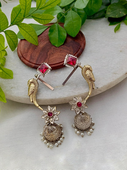 Taara Beautiful Dual Tone Parrot motif Earcuff