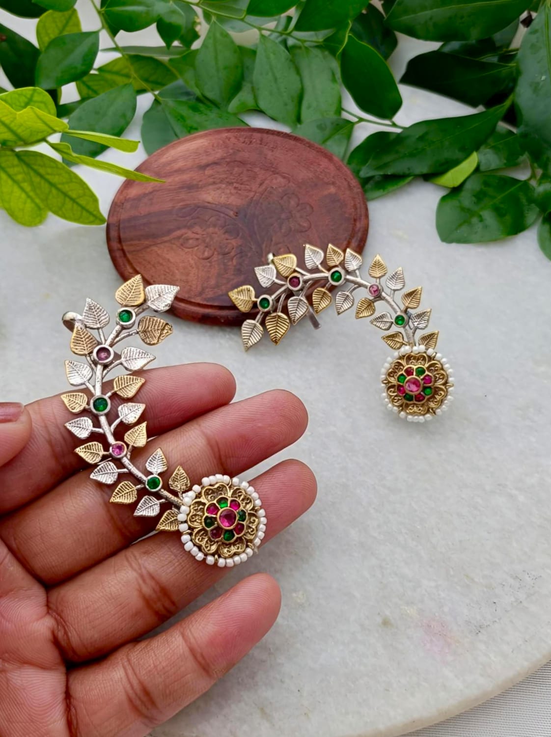 Aliya Dual Tone Leaf motif Stone Earcuff