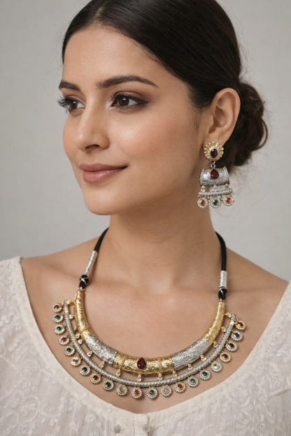 Kavya Dual Tone Hasli with Earrings