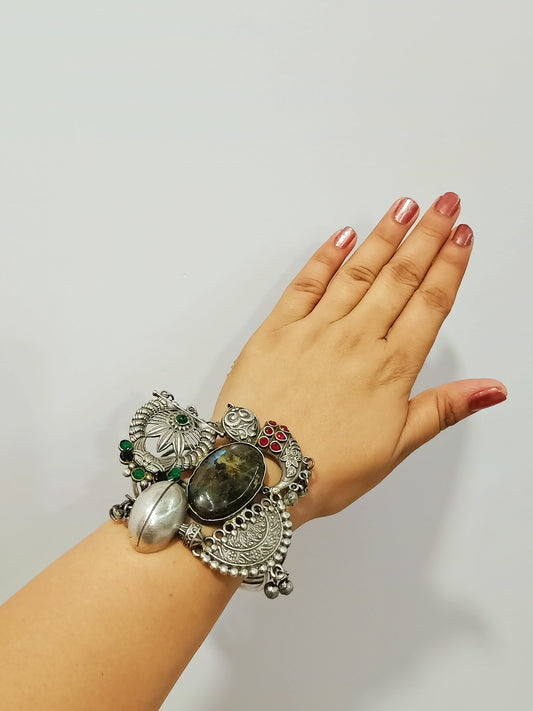 Beautiful Fusion statement Brass bracelet